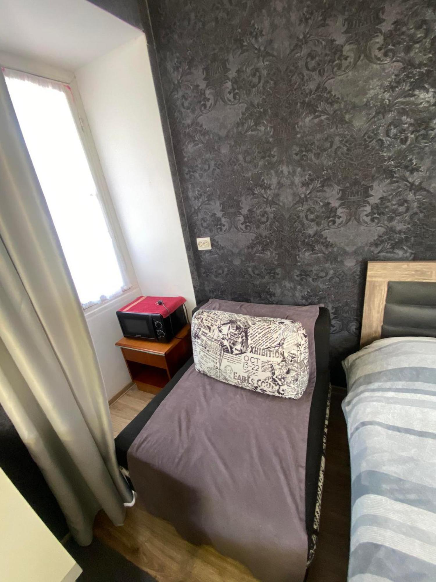 Family Apartment In Avlabari Tbilisi Exteriör bild