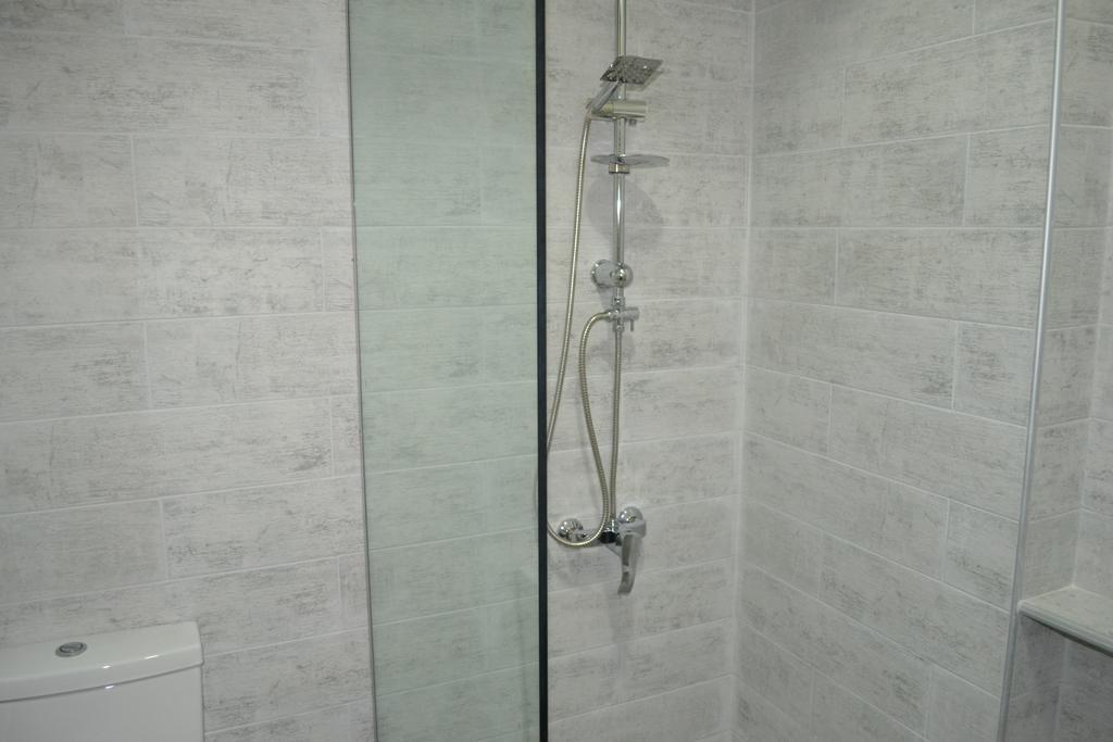 Family Apartment In Avlabari Tbilisi Exteriör bild